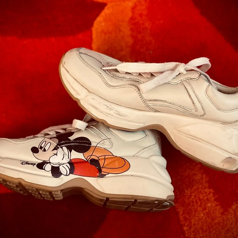 Gucci Disney Mickey Mouse Sneakers.Women’s 6.5US,(37 Europe).Offwhite. Authentic - Picture 3 of 6